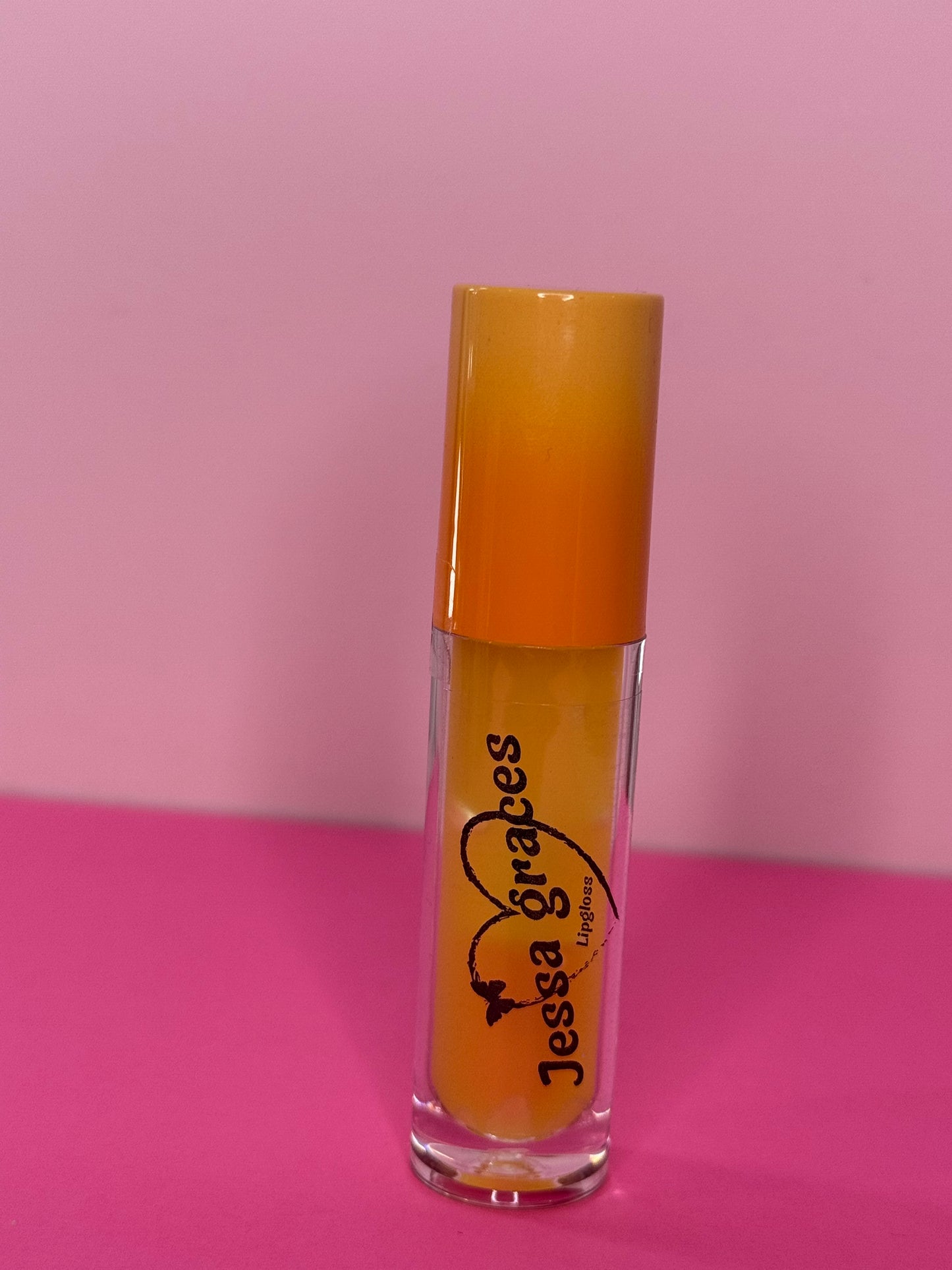 Lipgloss in Strawberry Lemonade